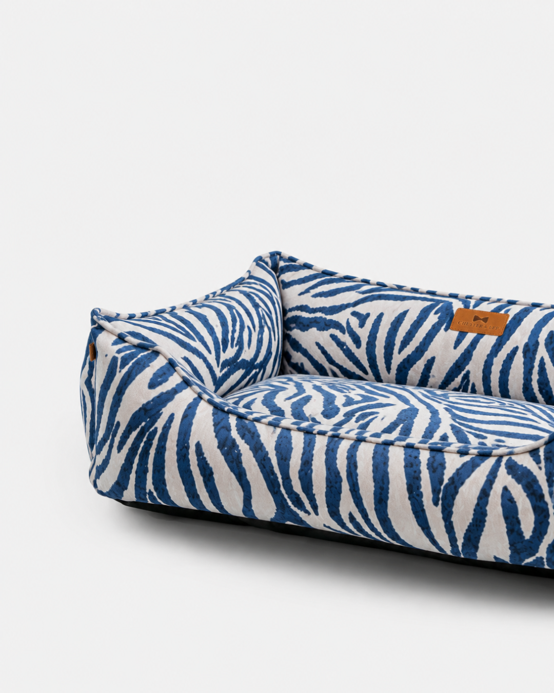 Chester & Lee - Velvet Sleeper Dog Bed Blue & White Animal Print