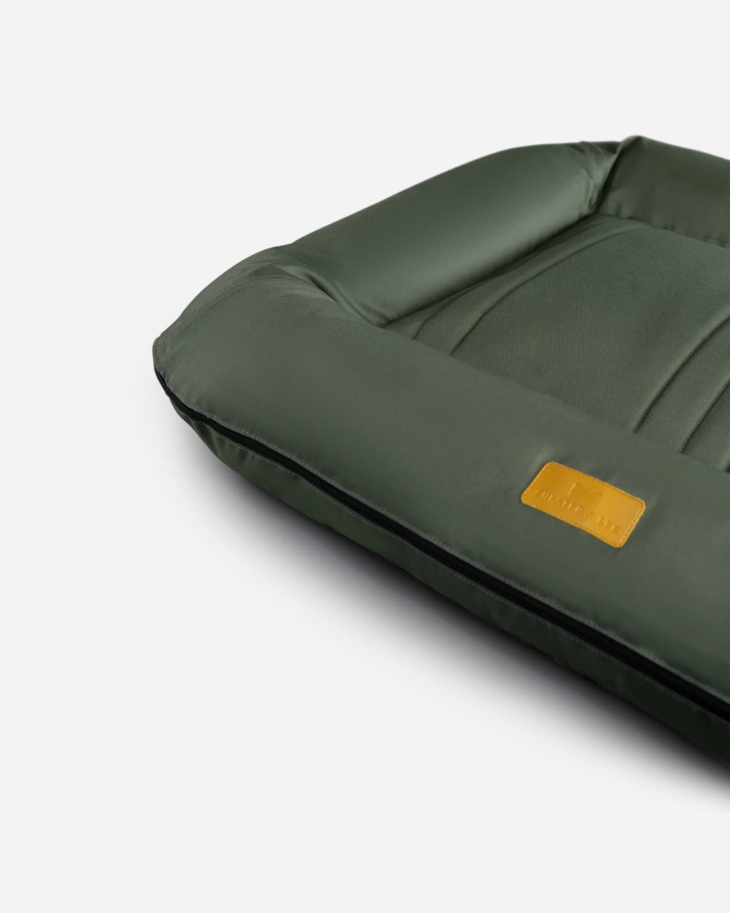 Chester & Lee - Waterproof Lounger Dog Bed Green