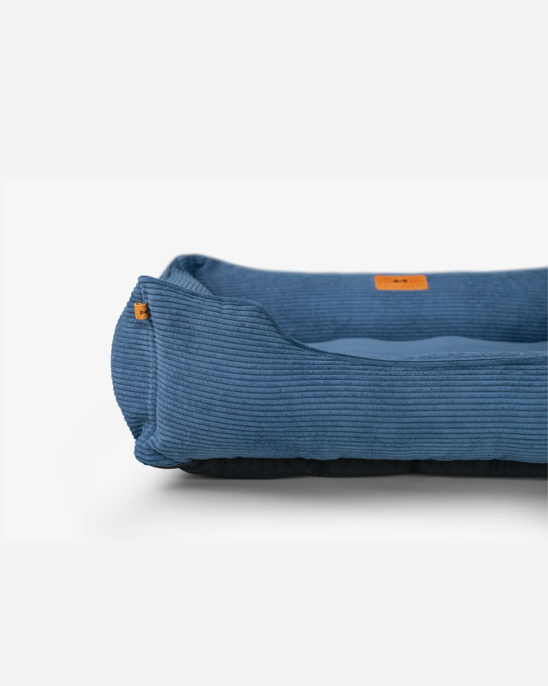 Chester & Lee - Fancy Corduroy Sleeper Dog Bed Blue