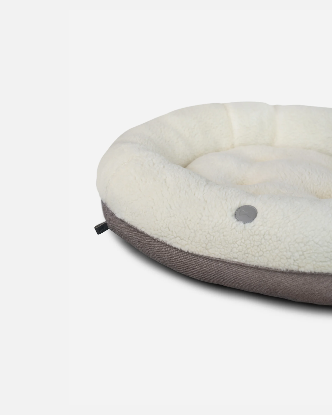 Chester & Lee - Furry Beige Donut Dog Bed
