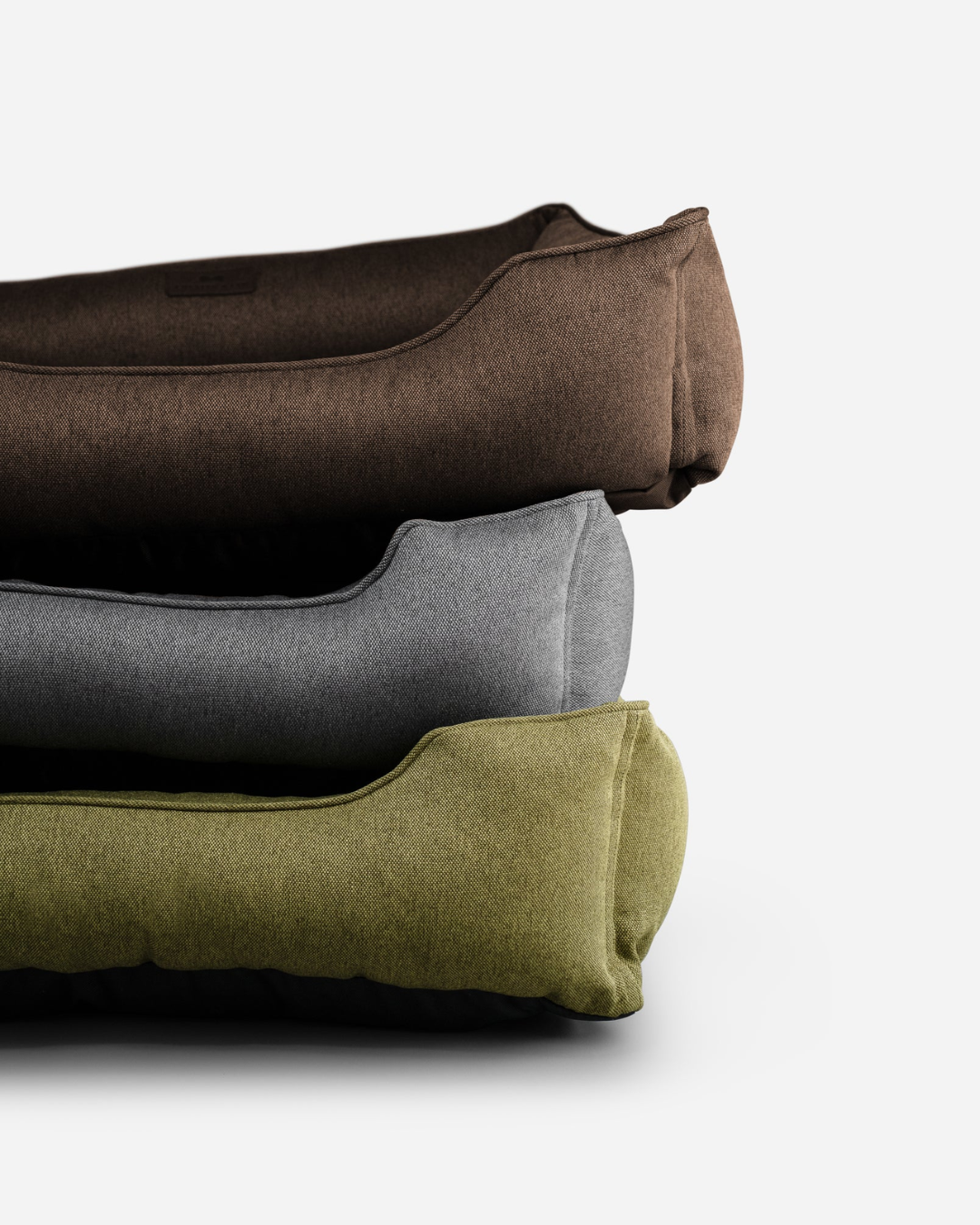 Chester & Lee - Cotton Sleeper Dog Bed Gray
