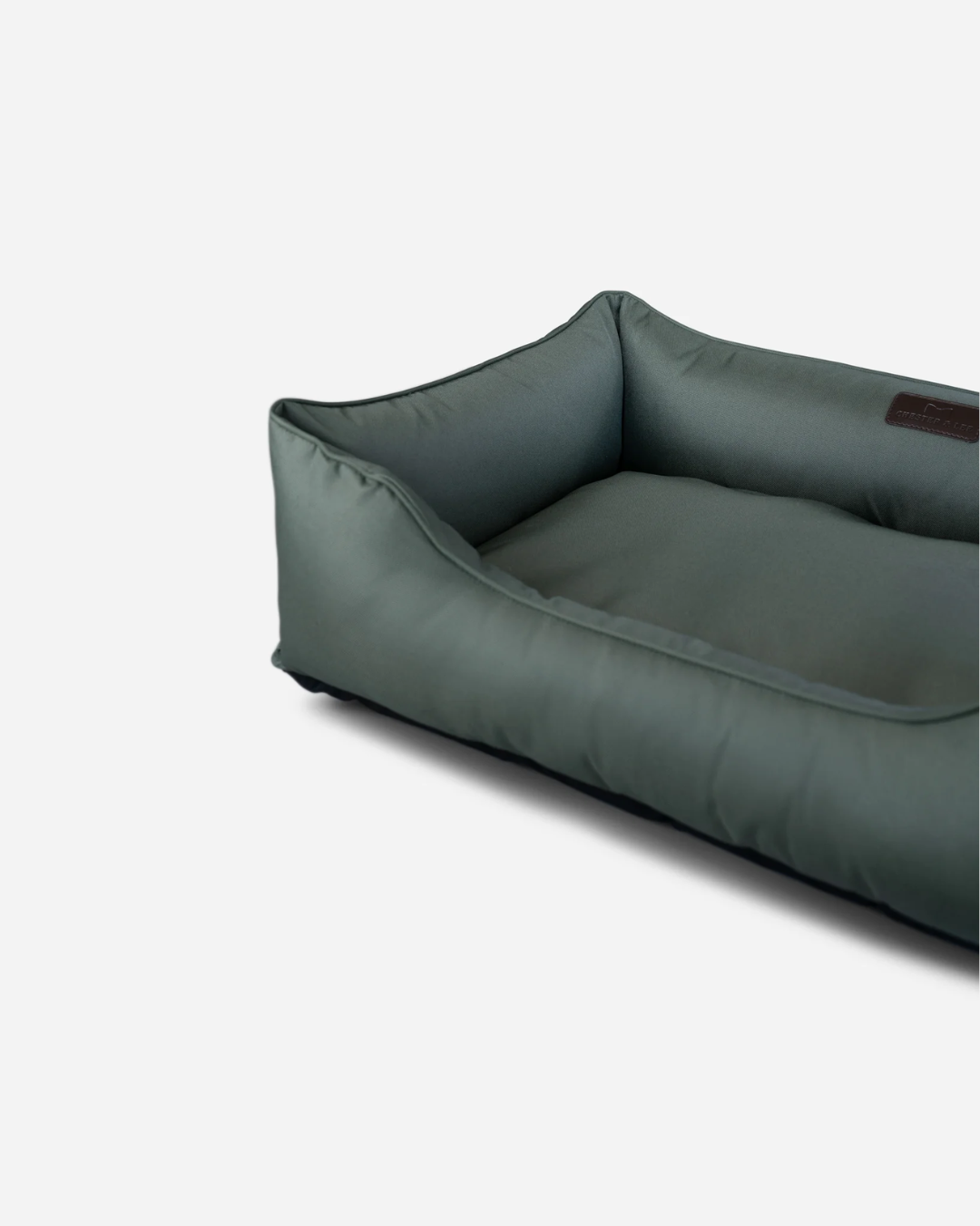 Chester & Lee - Waterproof Sleeper Dog Bed Green