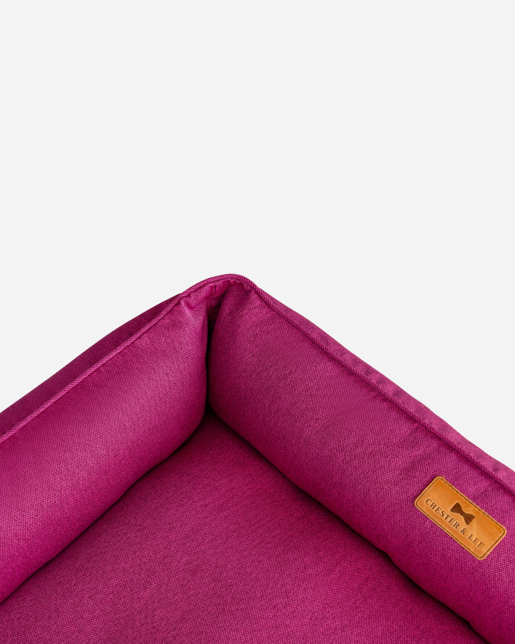 Chester & Lee - Cotton Sleeper Dog Bed Berry Pink