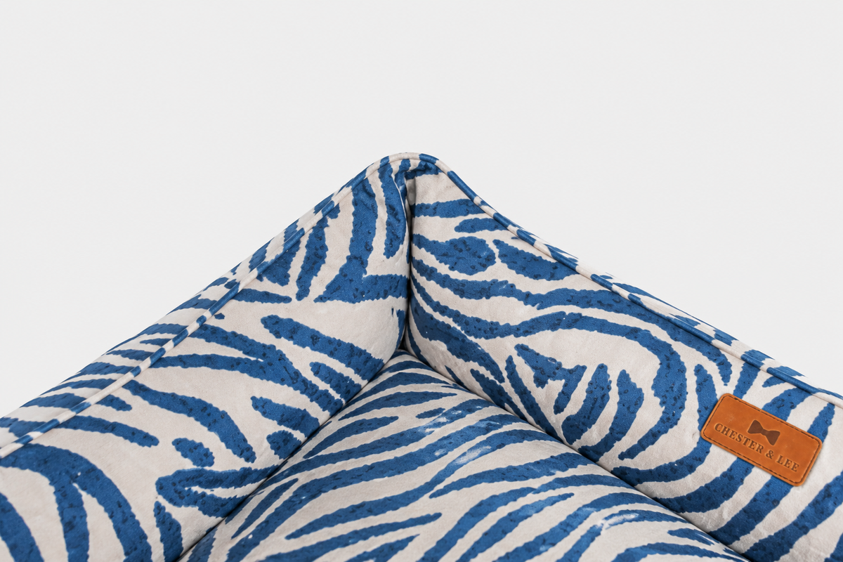 Chester & Lee - Velvet Sleeper Dog Bed Blue & White Animal Print