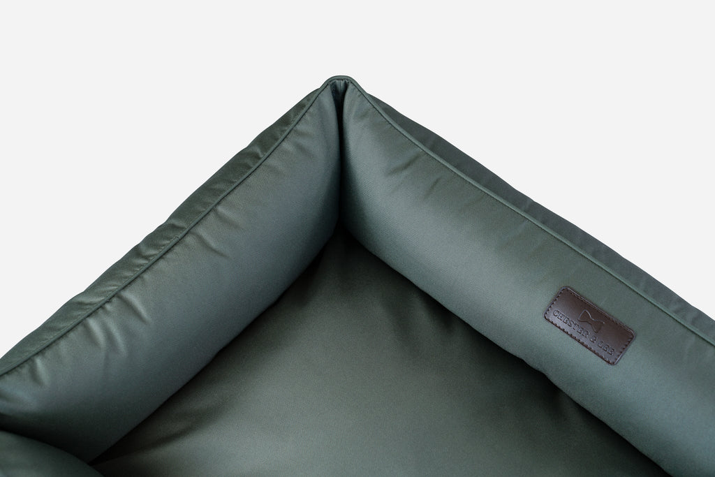 Chester & Lee - Waterproof Sleeper Dog Bed Green