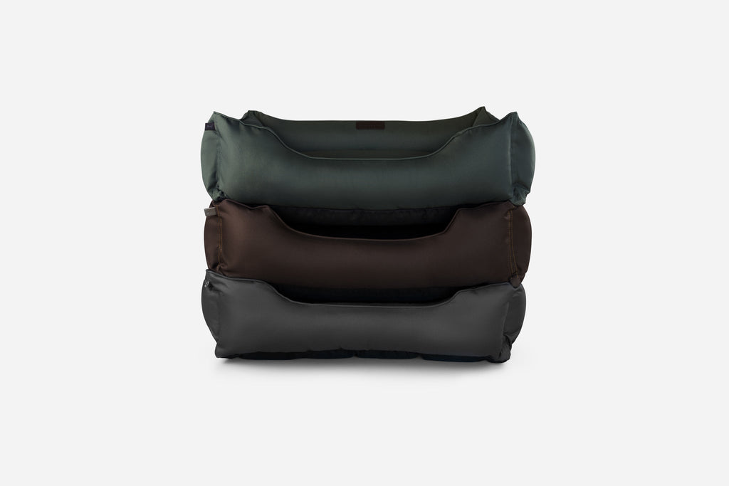 Chester & Lee - Waterproof Sleeper Dog Bed Gray