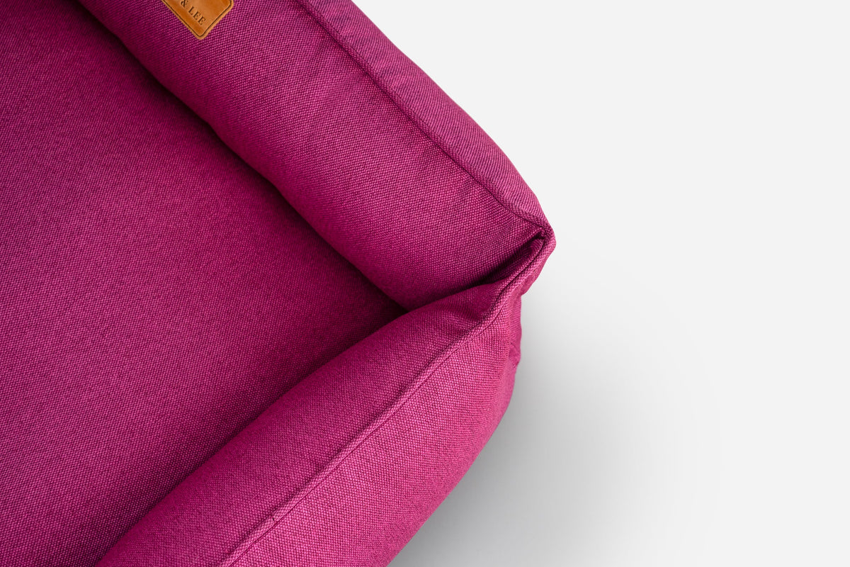 Chester & Lee - Cotton Sleeper Dog Bed Berry Pink