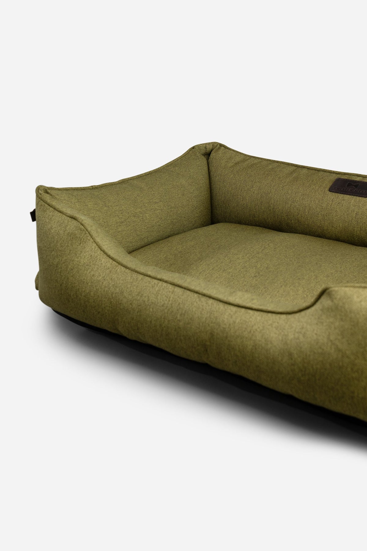 Chester & Lee - Cotton Sleeper Dog Bed Olive